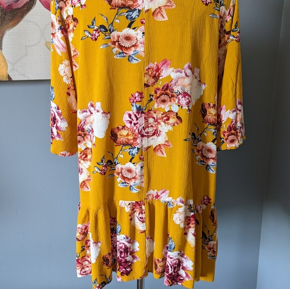 Floral open front top - Picture 5 of 6